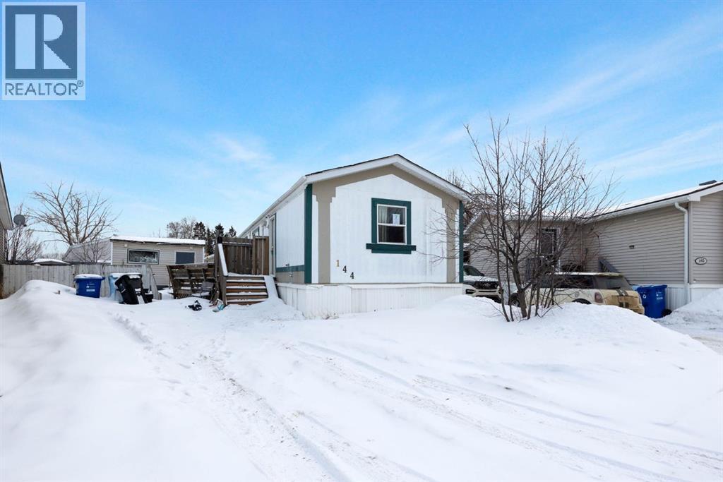 144 Grecian Place, Fort Mcmurray, Alberta  T9H 2N1 - Photo 1 - A2285742