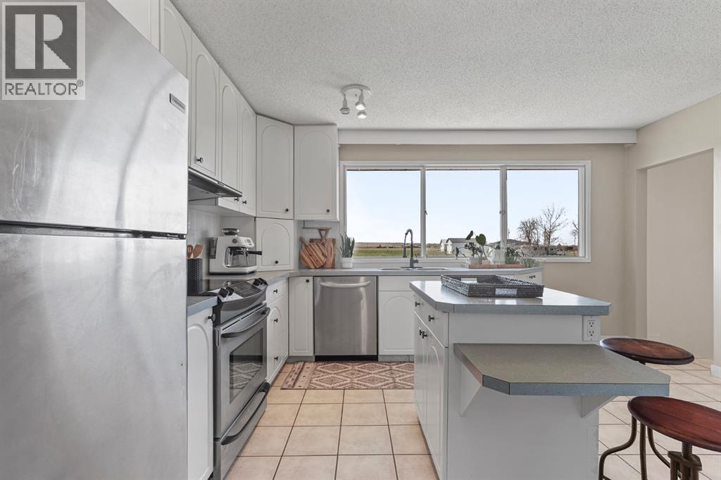 122 S 3 Street W, Magrath, Alberta  T0K 1J0 - Photo 17 - A2306369