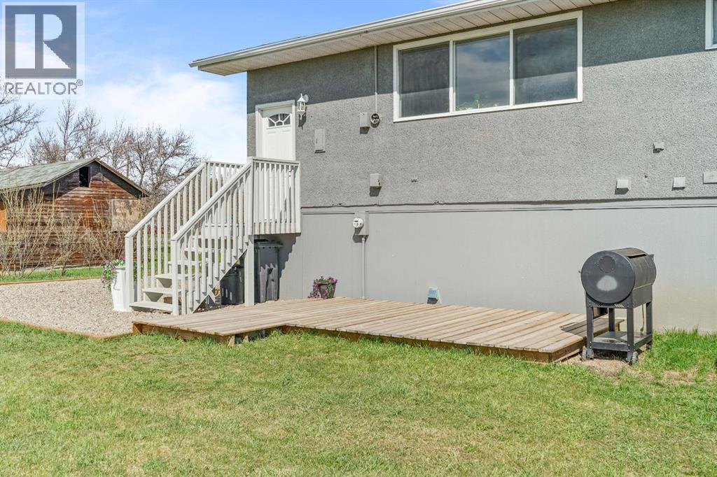 122 S 3 Street W, Magrath, Alberta  T0K 1J0 - Photo 42 - A2306369
