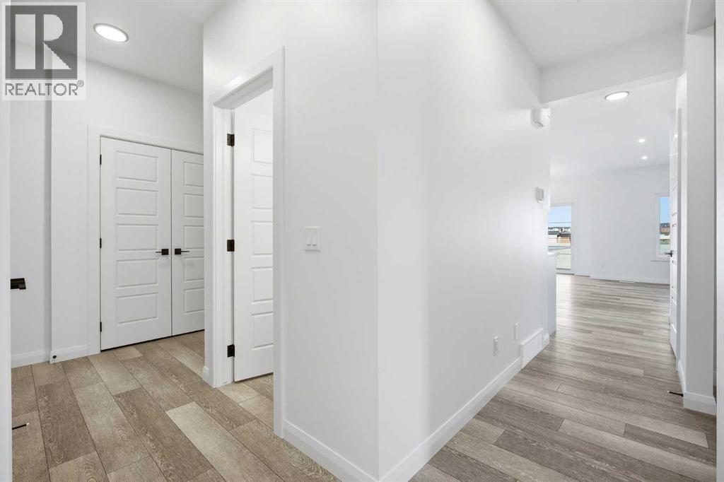 260 Dawson Wharf Crescent, Chestermere, Alberta  T1X 2X5 - Photo 5 - A2306427