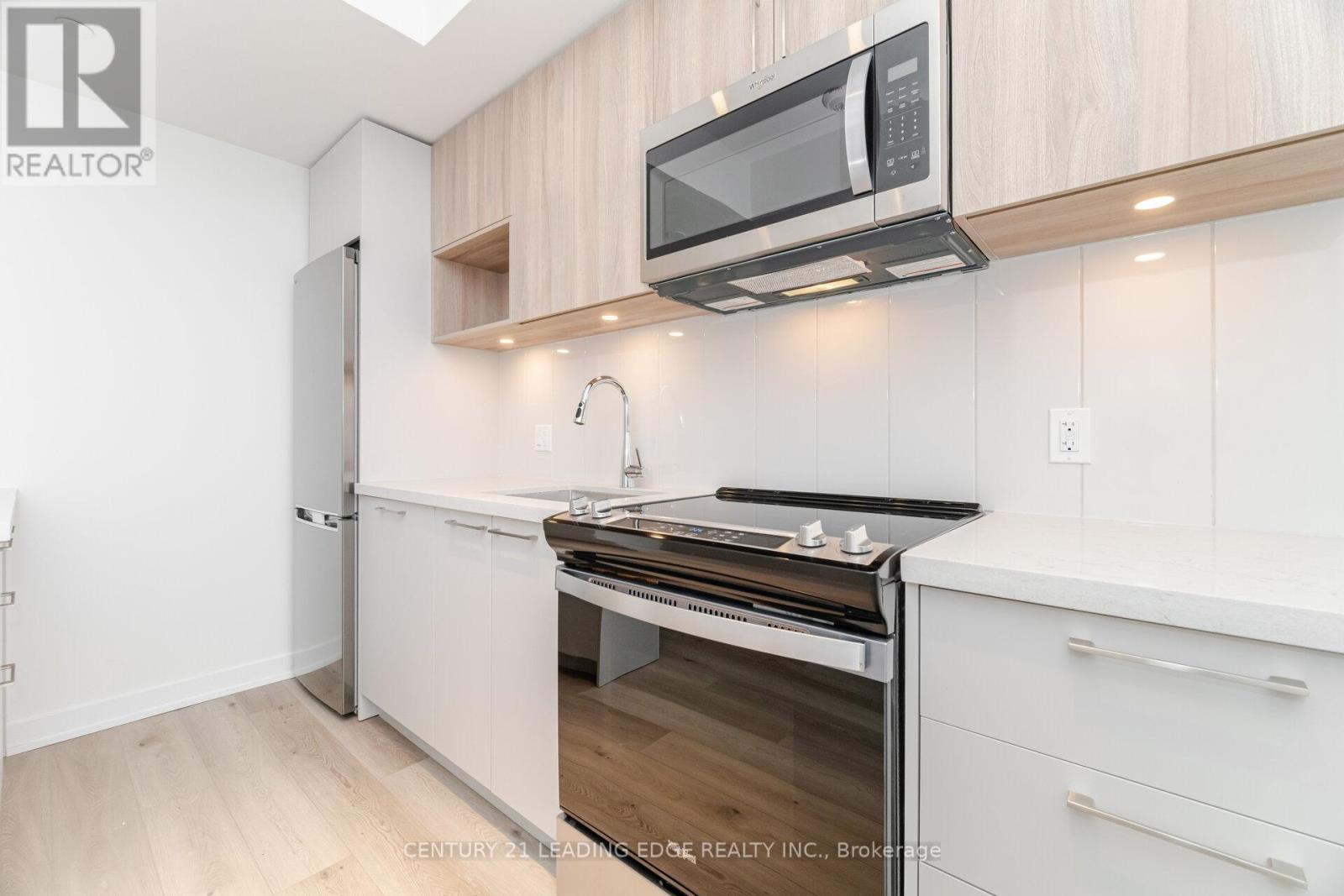305 - 500 Plains Road E, Burlington, Ontario  L3T 2E1 - Photo 10 - W13074744