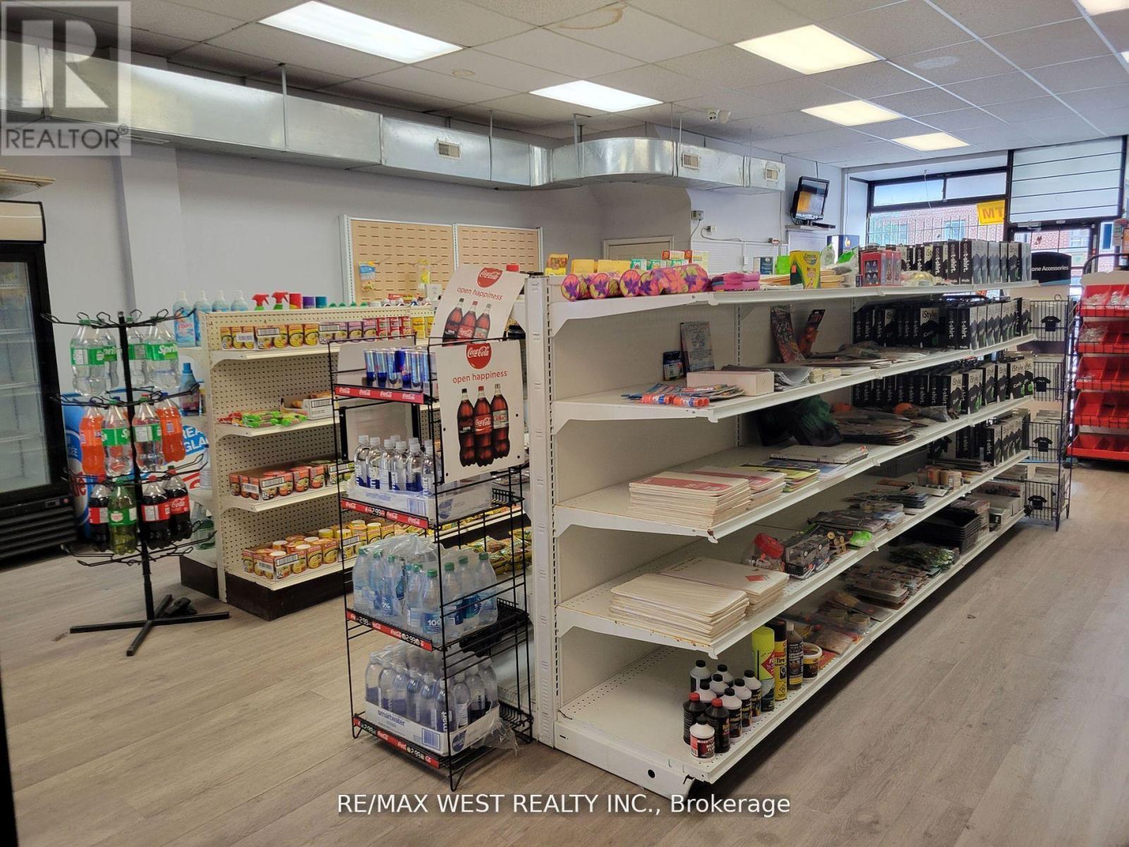 1990 Eglinton Avenue W, Toronto, Ontario  M6E 2J9 - Photo 7 - W13074746