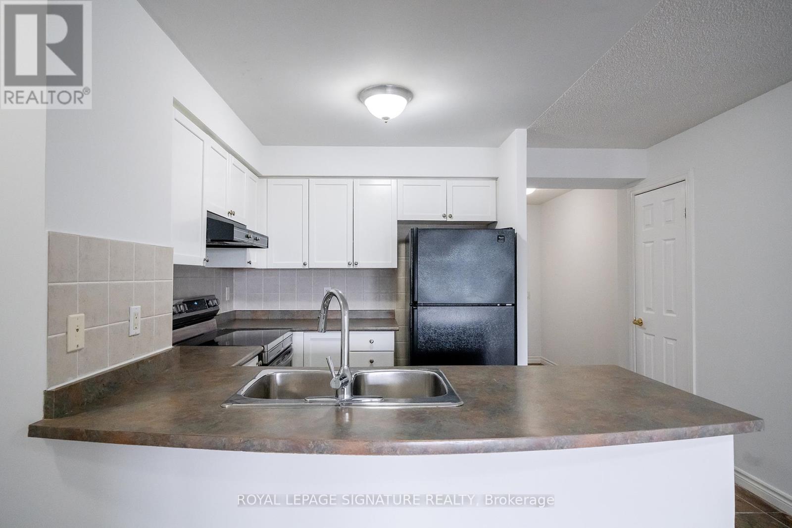 2321 - 25 Kingsbridge Garden Circle, Mississauga, Ontario  L5R 4B1 - Photo 6 - W13074748