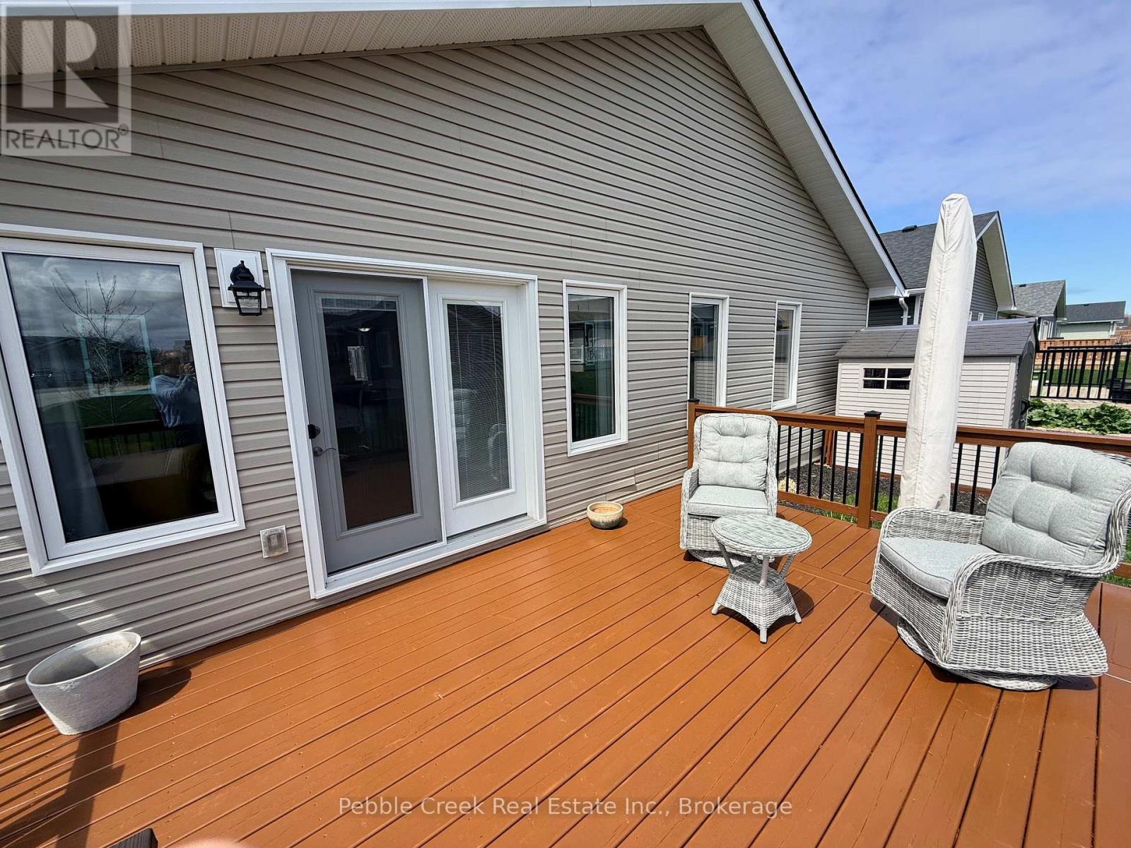 16 Sweet Water Drive S, Ashfield-Colborne-Wawanosh, Ontario  N7A 0B9 - Photo 34 - X12816780