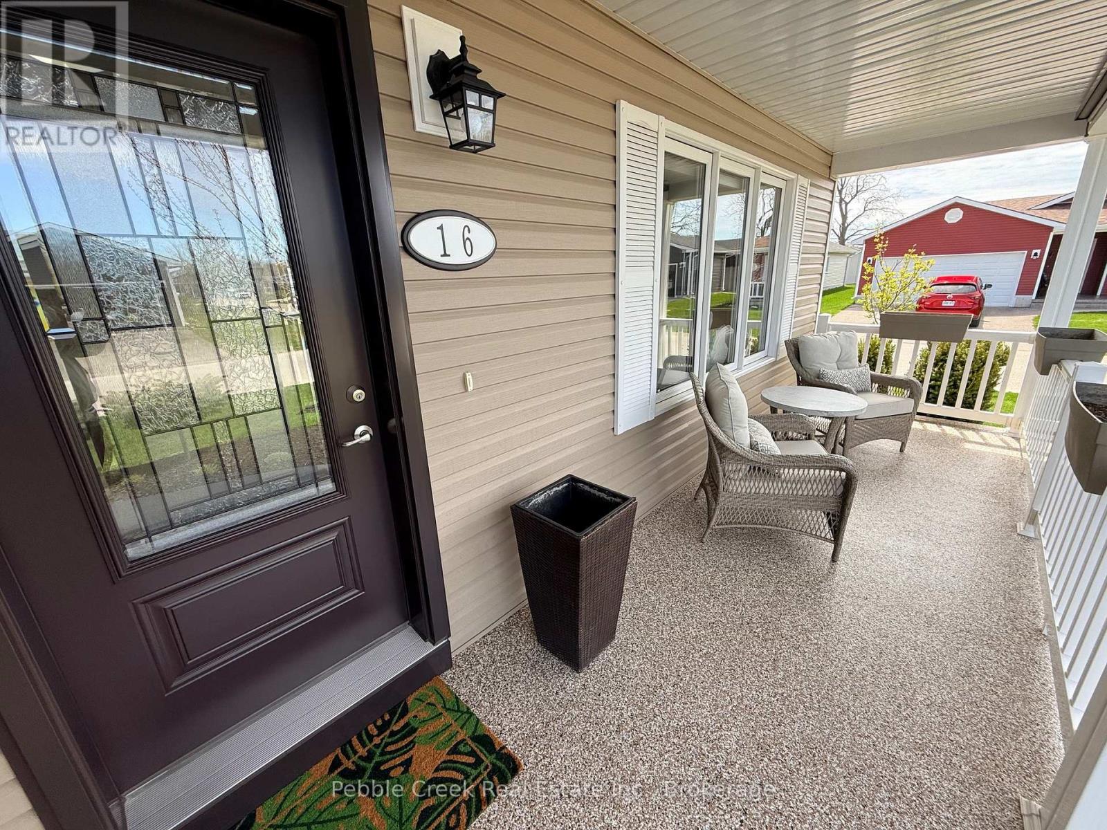 16 Sweet Water Drive S, Ashfield-Colborne-Wawanosh, Ontario  N7A 0B9 - Photo 3 - X12816780