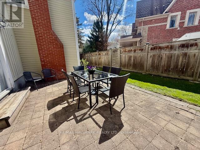 64 Powell Street, Richmond Hill, Ontario  L4C 4S4 - Photo 2 - N13073860