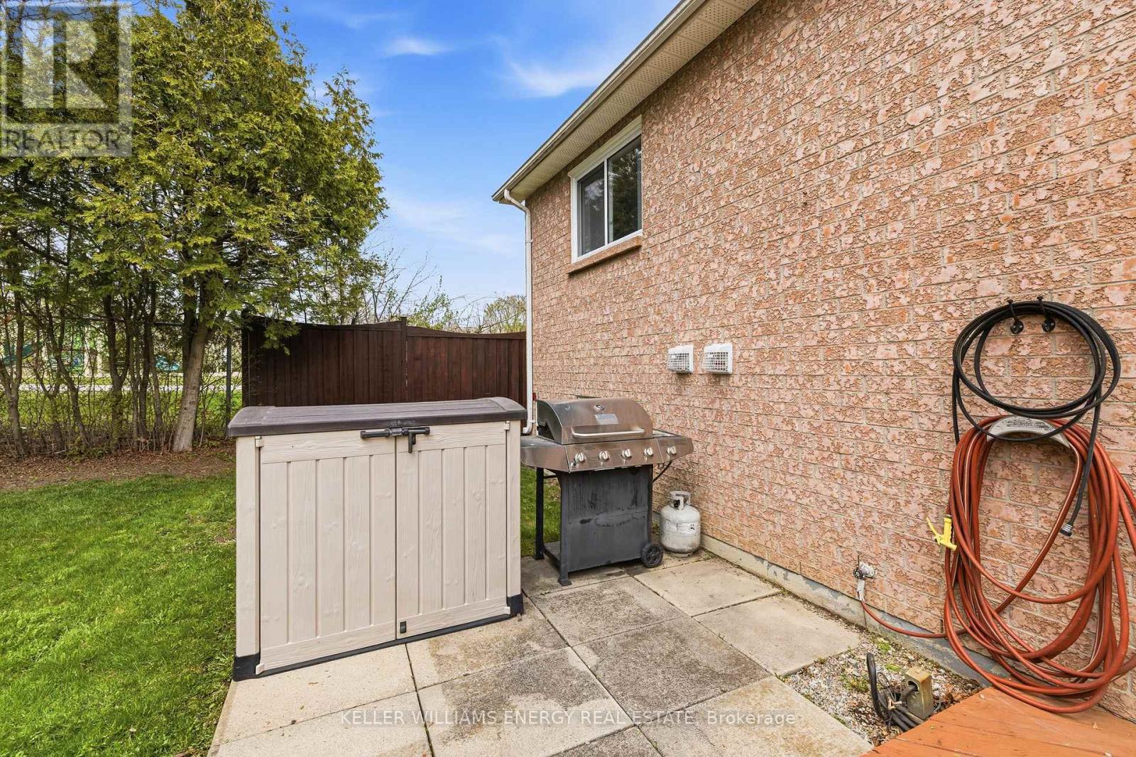 86 Rhonda Boulevard, Clarington, Ontario  L1C 3Y9 - Photo 35 - E13070072