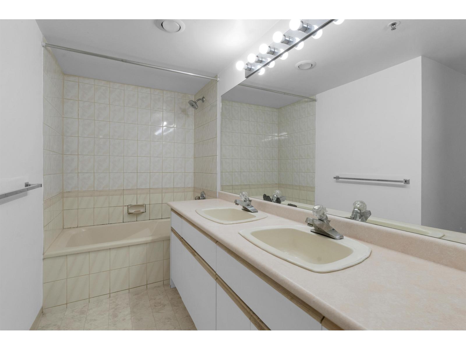121 12101 80 Avenue, Surrey, British Columbia  V3W 5V6 - Photo 28 - R3115877