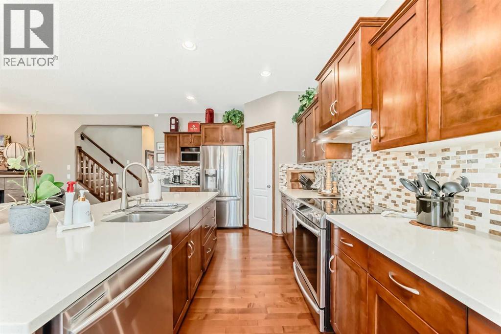 182 Chapalina Close Se, Calgary, Alberta  T2X 3X2 - Photo 10 - A2307147