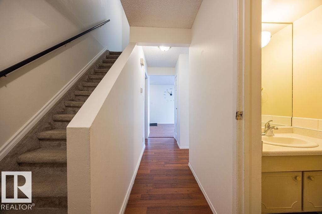 321 Northgate Tc Nw, Edmonton, Alberta  T5E 3E3 - Photo 3 - E4485454