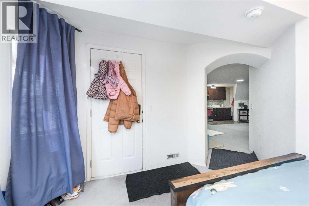 230 Sierra Nevada Place Sw, Calgary, Alberta  T2H 3M9 - Photo 32 - A2307332