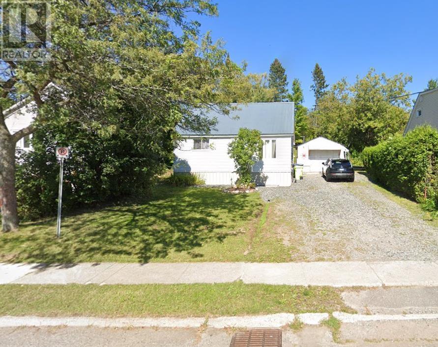 72 Elliott RD, Sault Ste. Marie, Ontario