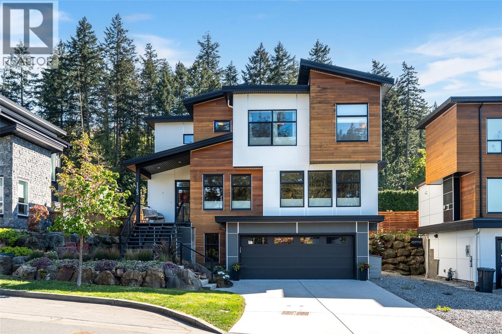 1163 River Rock Pl, Highlands, British Columbia