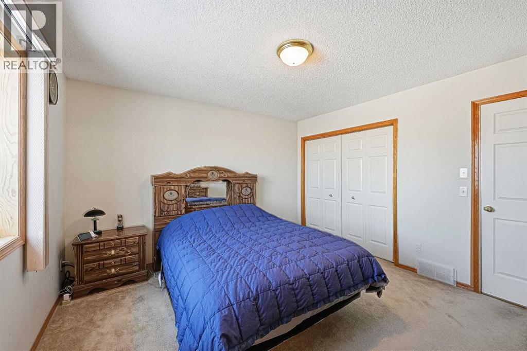 63 Anaheim Crescent NE, Calgary, Alberta  T1Y 7B4 - Photo 14 - A2306806