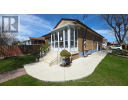 25 CHANDLIER DRIVE, Toronto, Ontario