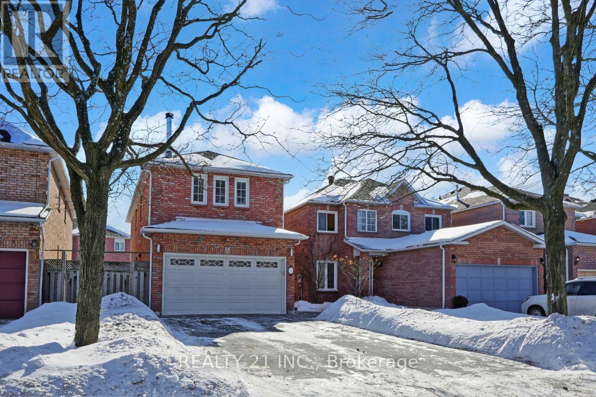 11 ILES STREET W, Ajax, Ontario
