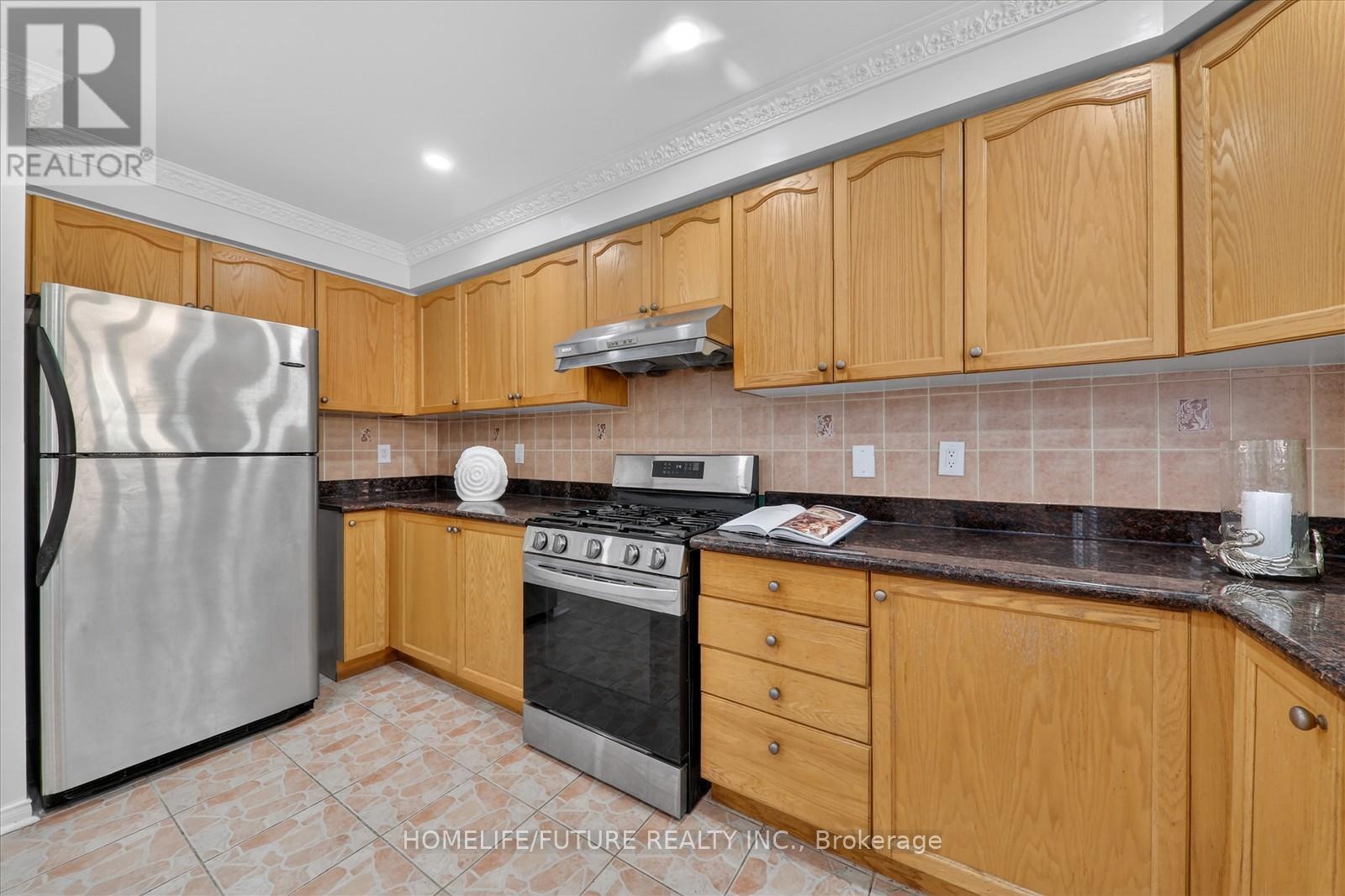 40 Canoe Crescent, Toronto, Ontario  M1X 1X8 - Photo 14 - E13074826