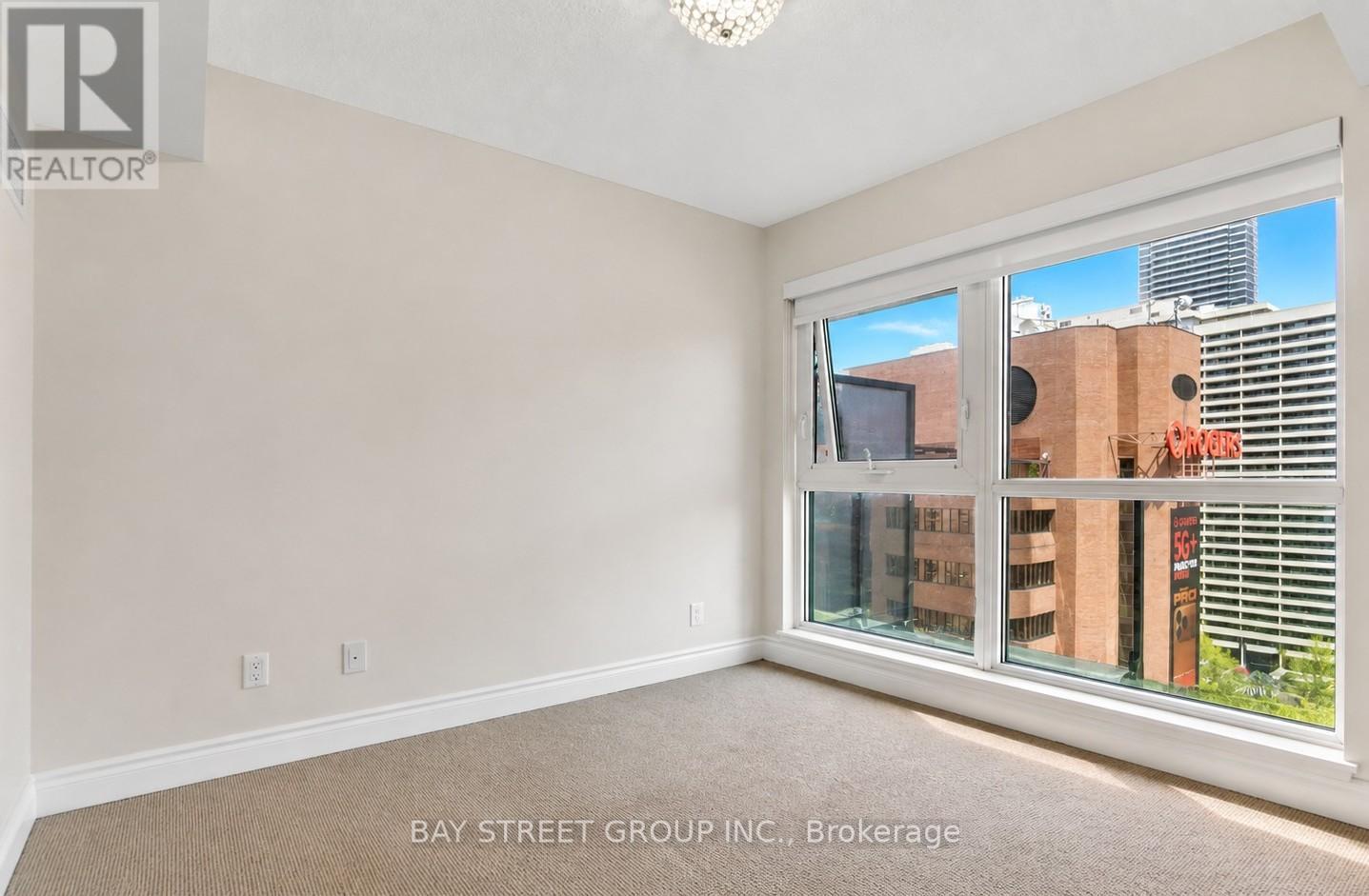 1502 - 28 Ted Rogers Way, Toronto, Ontario  M4Y 2J4 - Photo 17 - C13066030