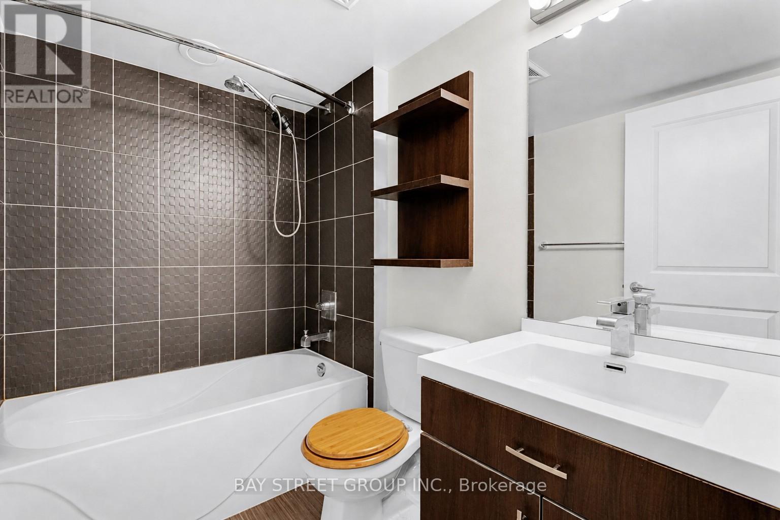 1502 - 28 Ted Rogers Way, Toronto, Ontario  M4Y 2J4 - Photo 21 - C13066030