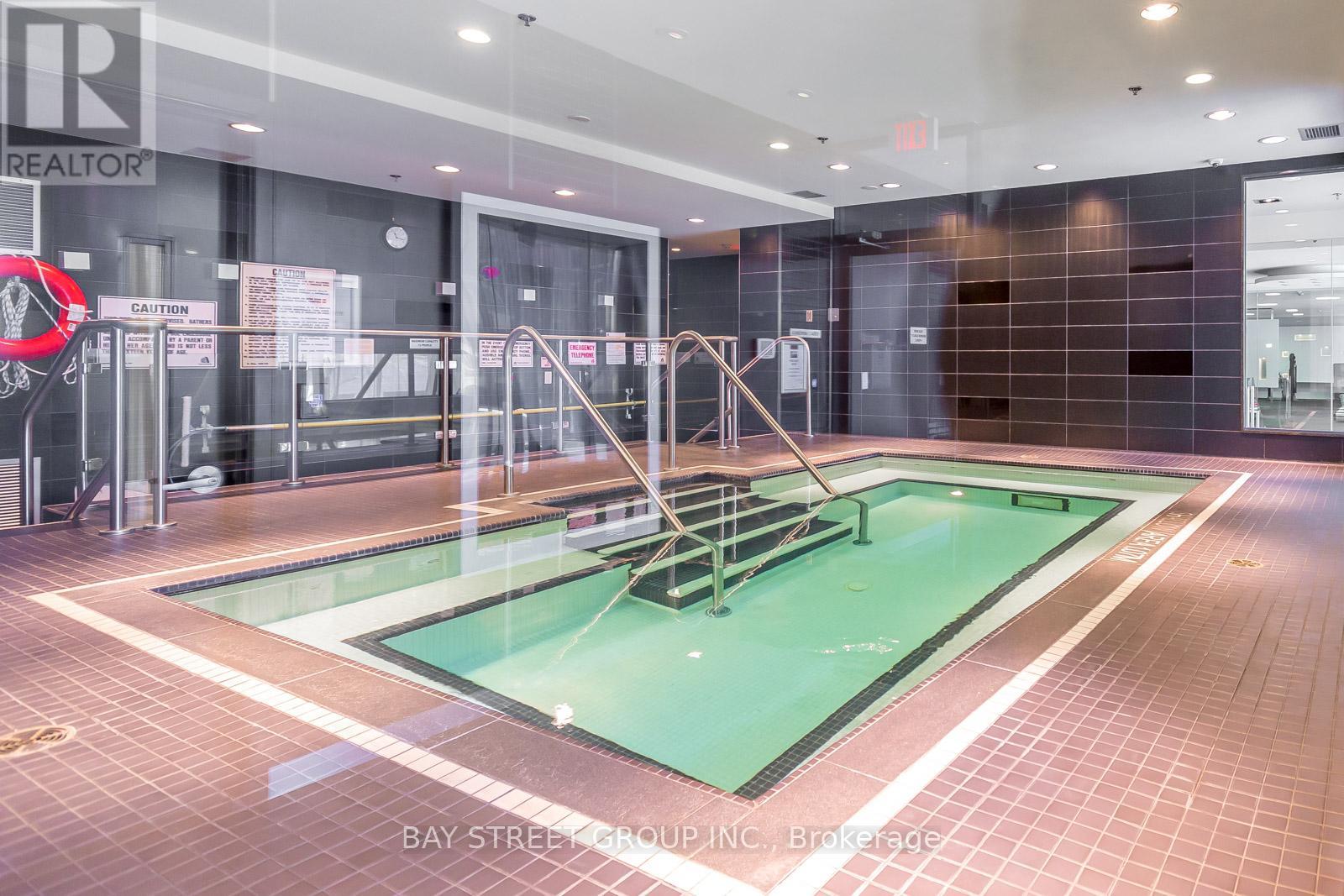 1502 - 28 Ted Rogers Way, Toronto, Ontario  M4Y 2J4 - Photo 32 - C13066030
