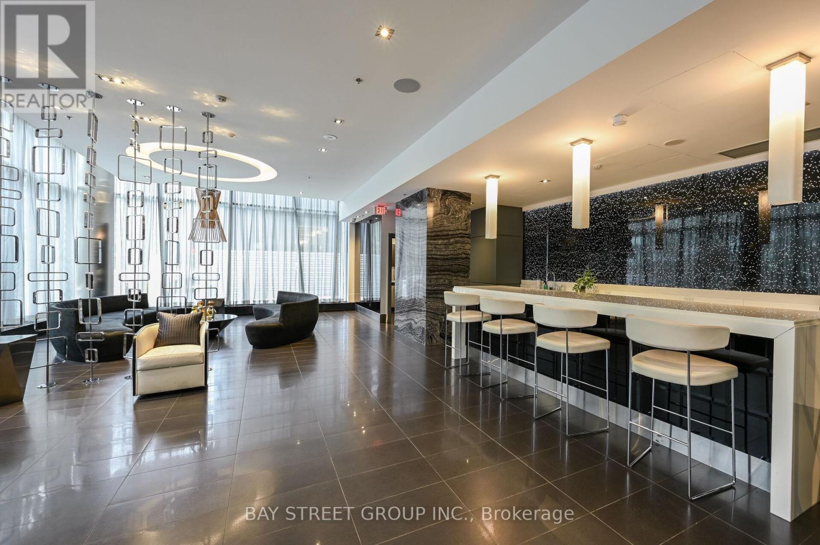 1502 - 28 Ted Rogers Way, Toronto, Ontario  M4Y 2J4 - Photo 31 - C13066030