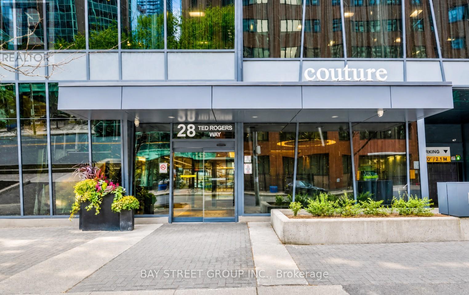 1502 - 28 Ted Rogers Way, Toronto, Ontario  M4Y 2J4 - Photo 4 - C13066030