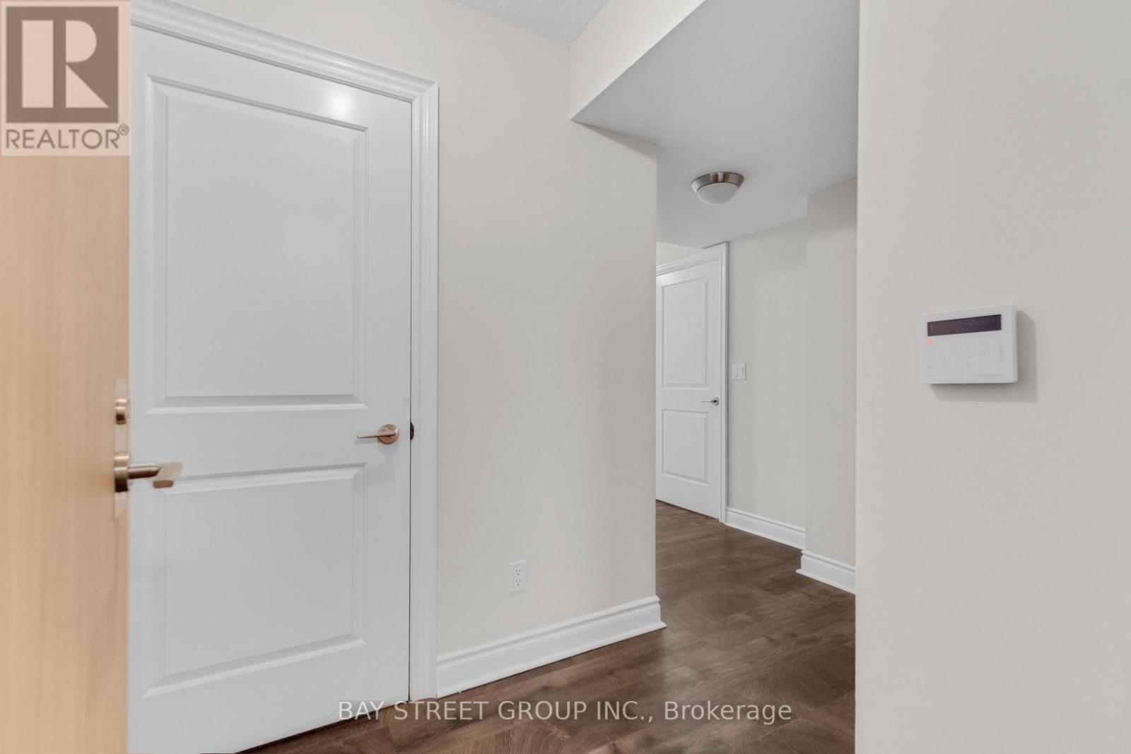 1502 - 28 Ted Rogers Way, Toronto, Ontario  M4Y 2J4 - Photo 7 - C13066030