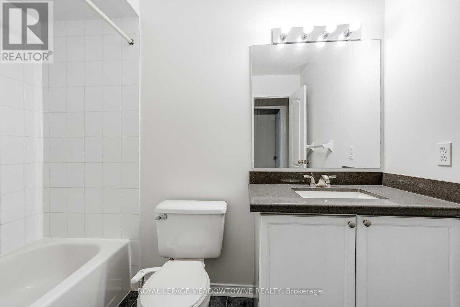 6124 Clover Ridge Crescent, Mississauga, Ontario  L5N 7B2 - Photo 25 - W13074780