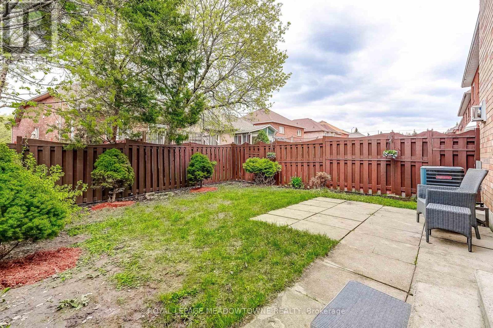 6124 Clover Ridge Crescent, Mississauga, Ontario  L5N 7B2 - Photo 38 - W13074780