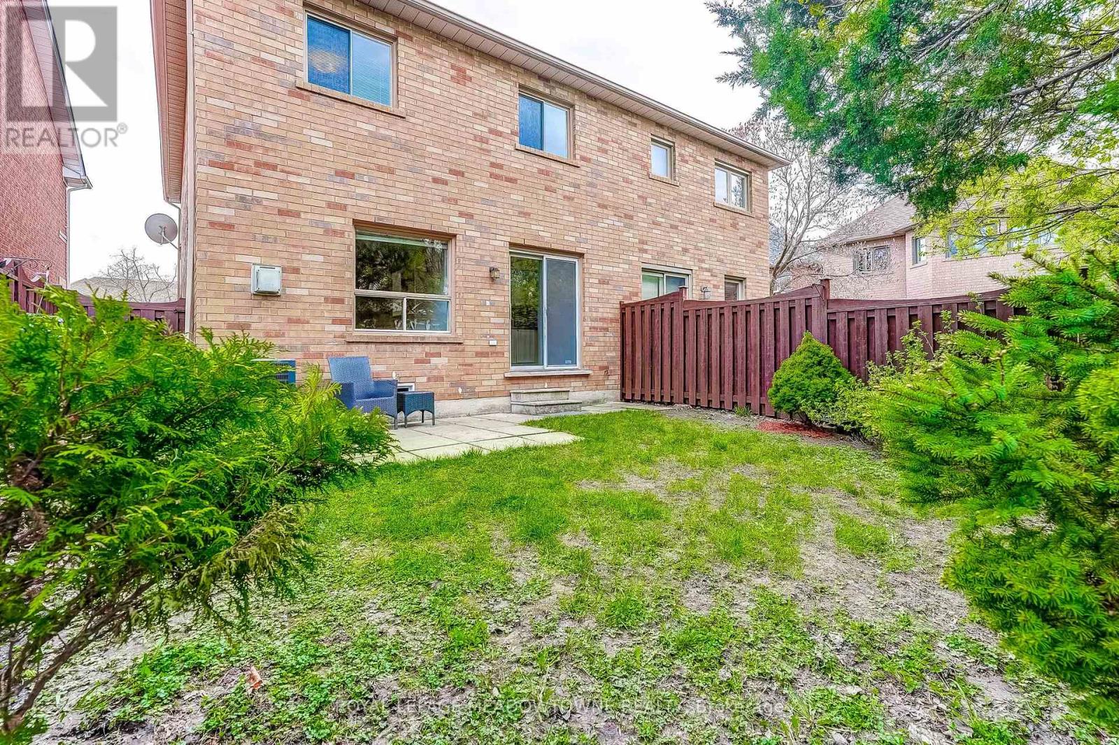 6124 Clover Ridge Crescent, Mississauga, Ontario  L5N 7B2 - Photo 40 - W13074780