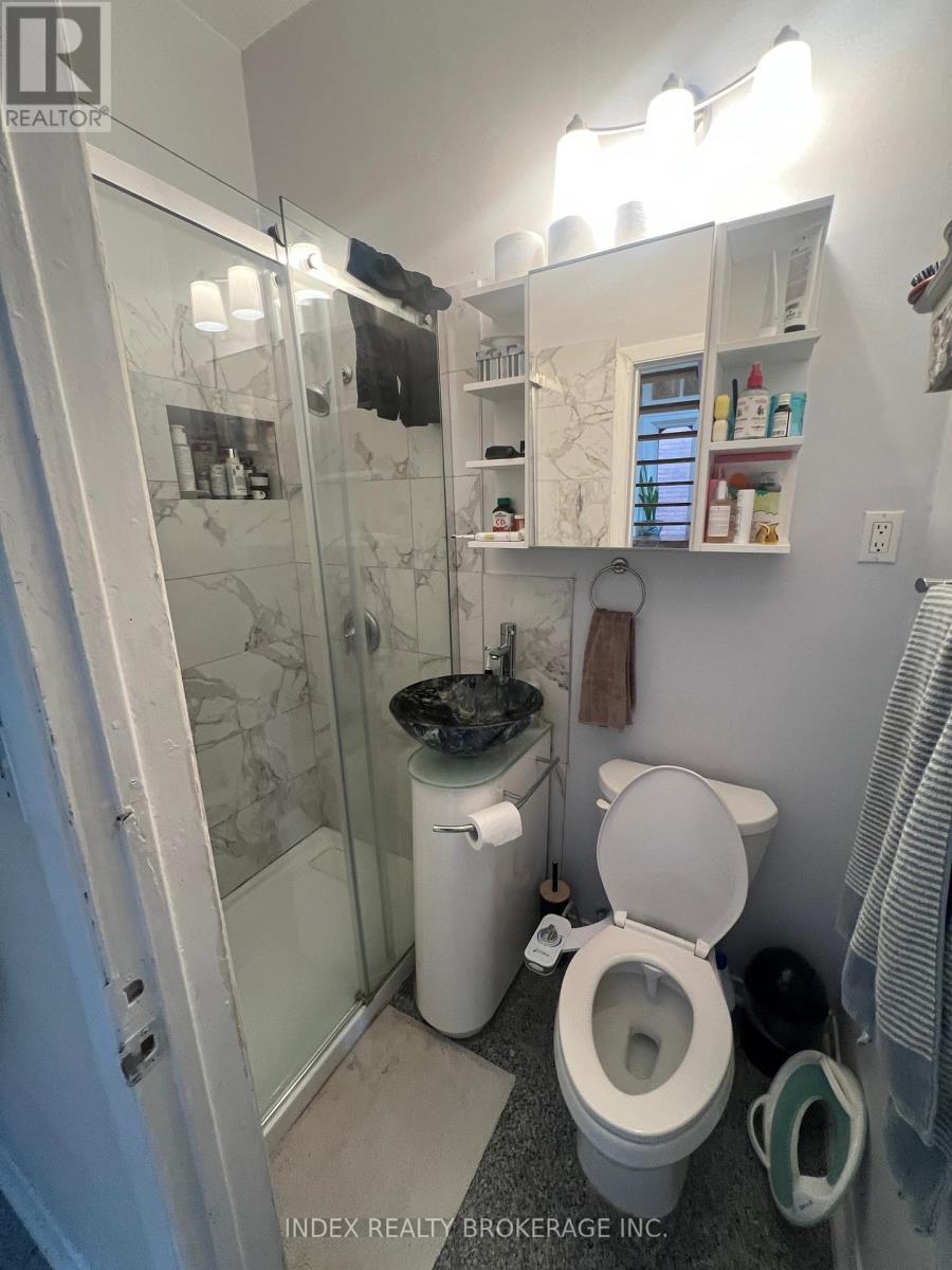 2 - 86a Macdonell Avenue, Toronto, Ontario  M6R 2A2 - Photo 10 - W13074824