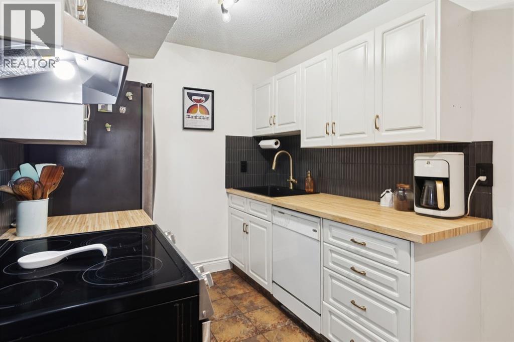 3, 5315 53 Avenue NW, Calgary, Alberta  T3A 2E7 - Photo 17 - A2306170