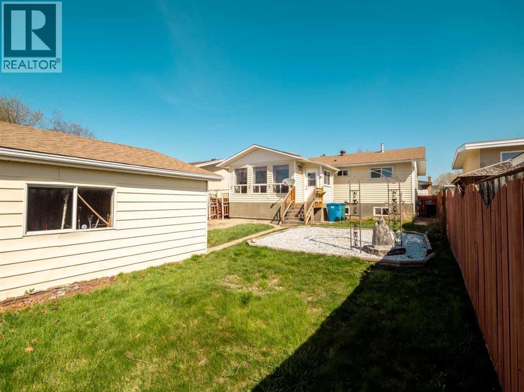 1406 20 Avenue N, Lethbridge, Alberta  T1H 4W3 - Photo 47 - A2305865