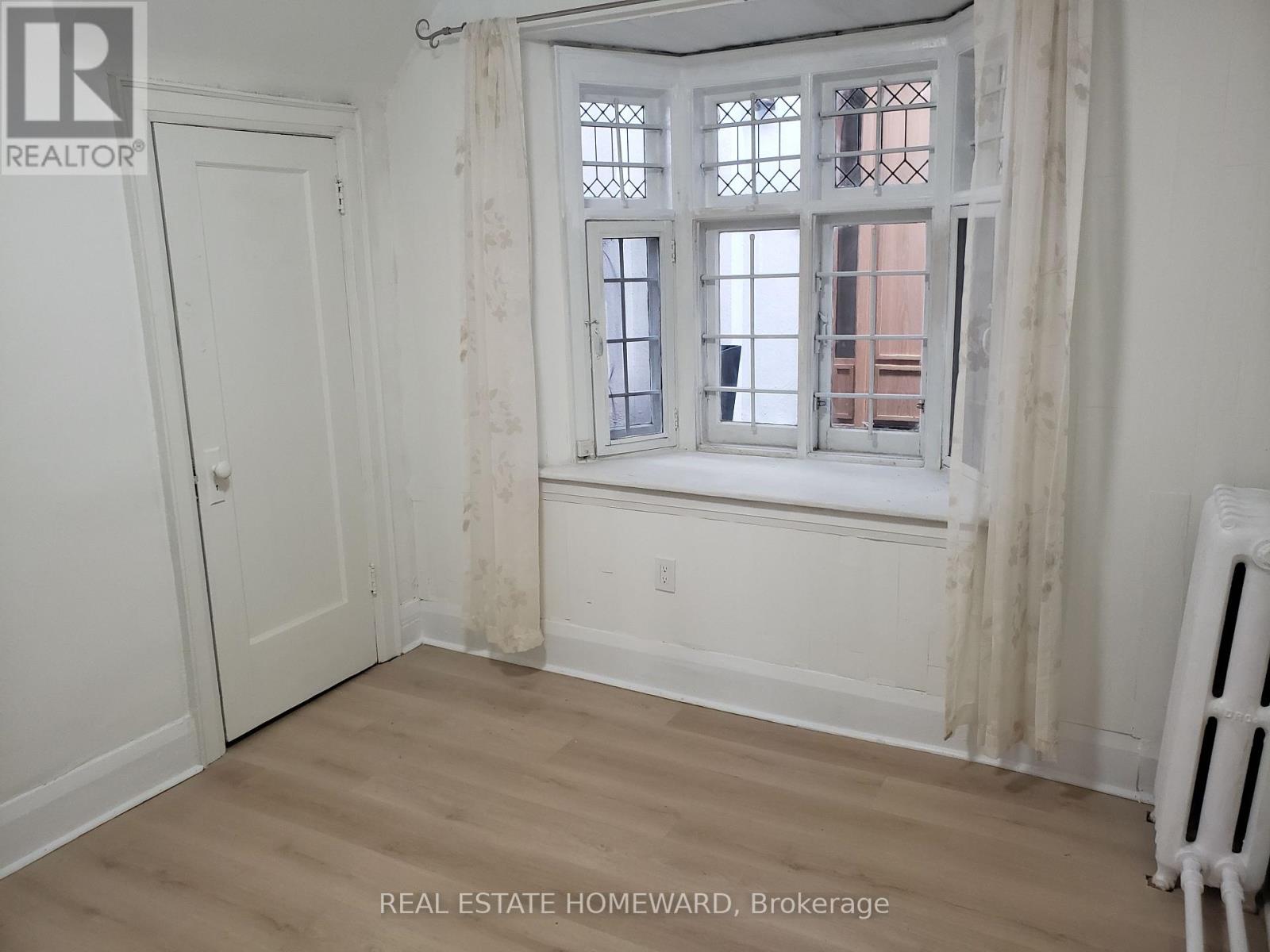 2a - 435 Parkside Drive, Toronto, Ontario  M6R 2Z8 - Photo 10 - W13066512