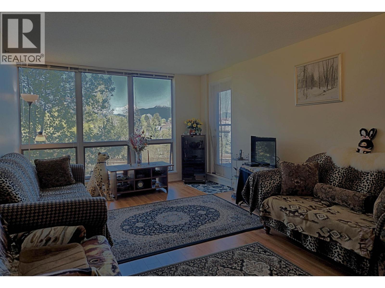 810 3663 Crowley Drive, Vancouver, British Columbia  V5R 6H4 - Photo 5 - R3118389
