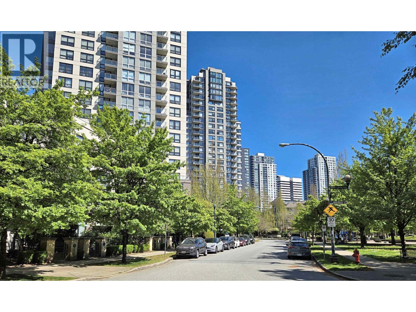 810 3663 Crowley Drive, Vancouver, British Columbia  V5R 6H4 - Photo 20 - R3118389