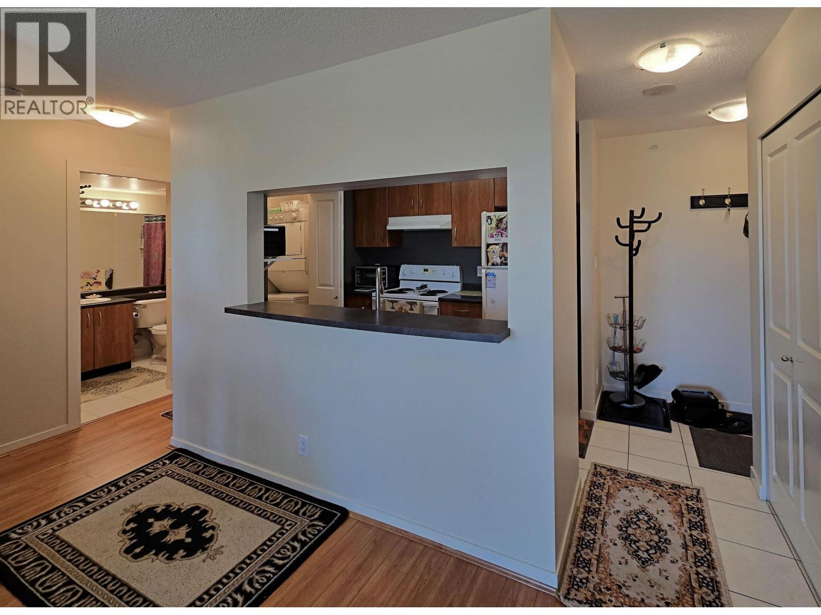 810 3663 Crowley Drive, Vancouver, British Columbia  V5R 6H4 - Photo 8 - R3118389
