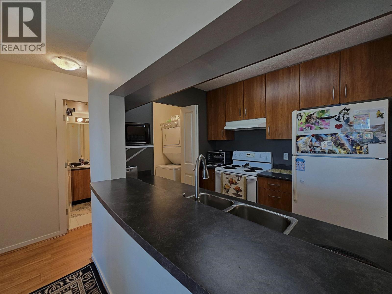 810 3663 Crowley Drive, Vancouver, British Columbia  V5R 6H4 - Photo 10 - R3118389