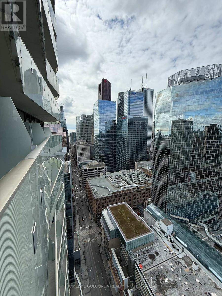 3012 - 197 Yonge Street, Toronto, Ontario  M5B 0C1 - Photo 15 - C13074846