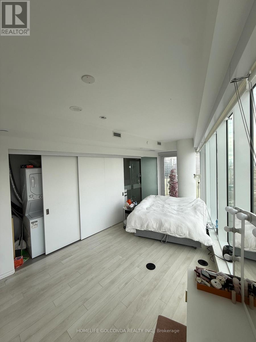 3012 - 197 Yonge Street, Toronto, Ontario  M5B 0C1 - Photo 4 - C13074846