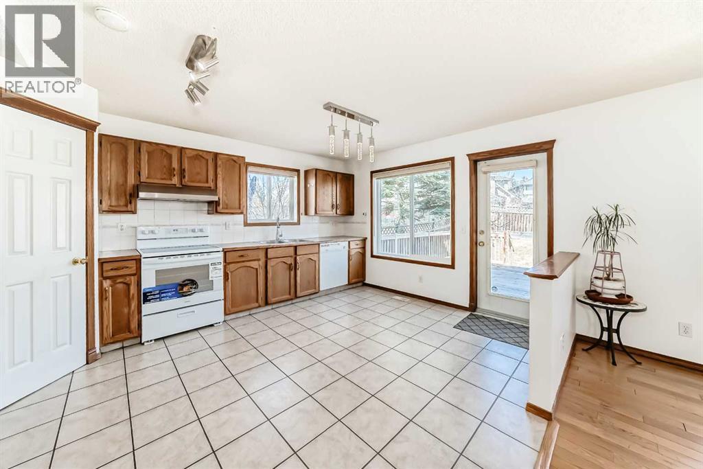141 Arbour Crest Mews NW, Calgary, Alberta  T3G 4L3 - Photo 7 - A2303814