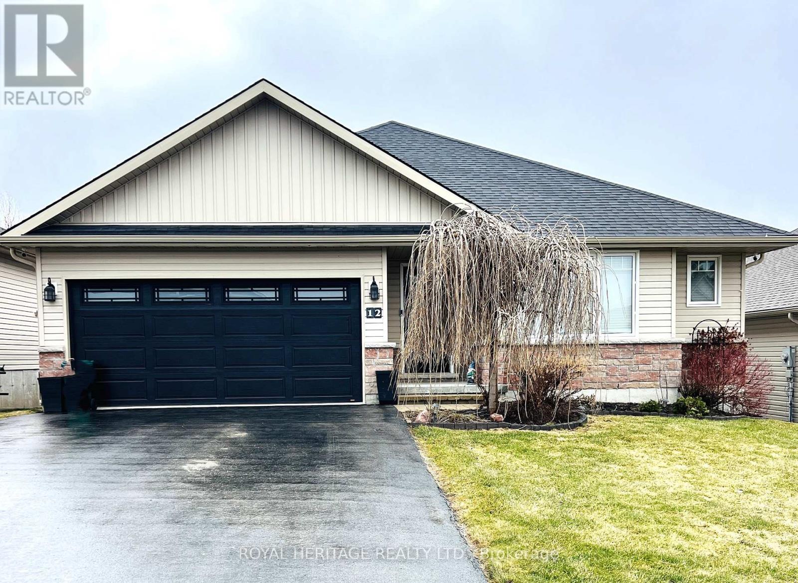 12 MEAGAN LANE, Quinte West, Ontario