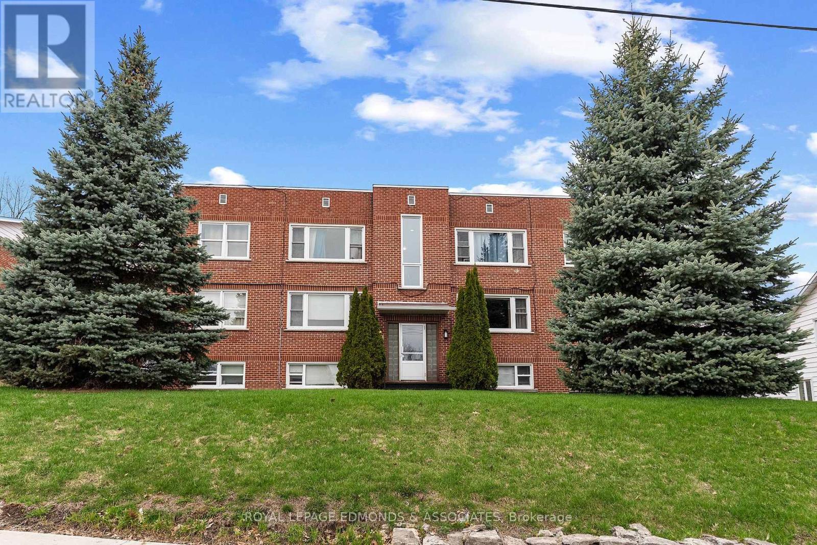 222 Belmont Avenue, Pembroke, Ontario  K8A 2C5 - Photo 3 - X13074908