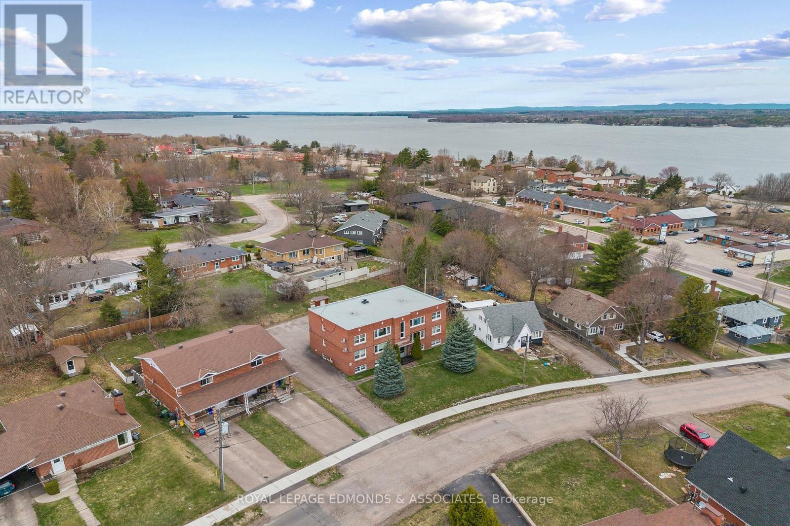 222 Belmont Avenue, Pembroke, Ontario  K8A 2C5 - Photo 4 - X13074908