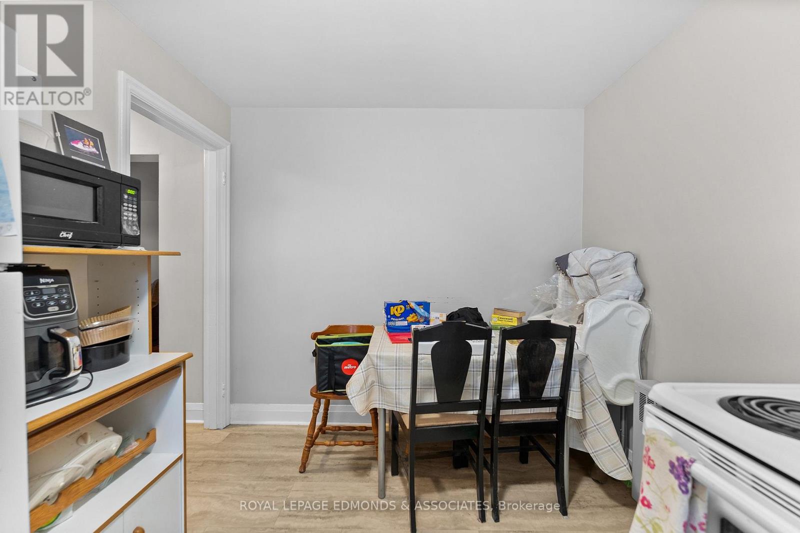 222 Belmont Avenue, Pembroke, Ontario  K8A 2C5 - Photo 8 - X13074908