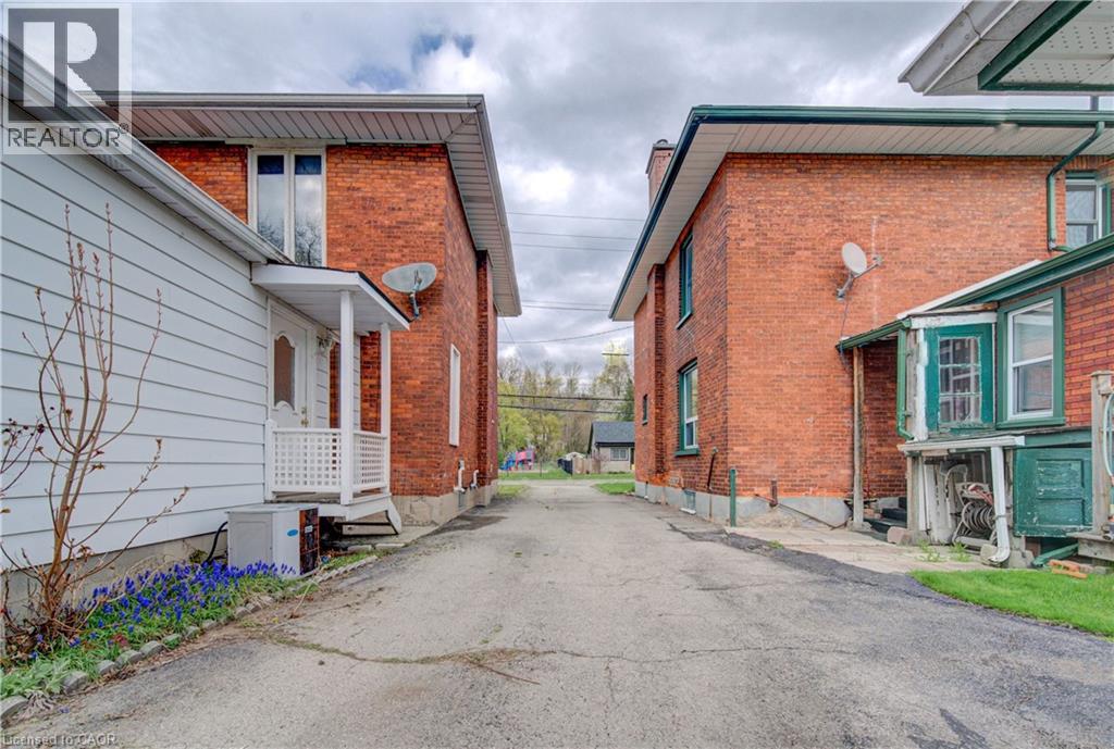 28 Willow Street, Paris, Ontario  N3L 2K6 - Photo 39 - 40824244