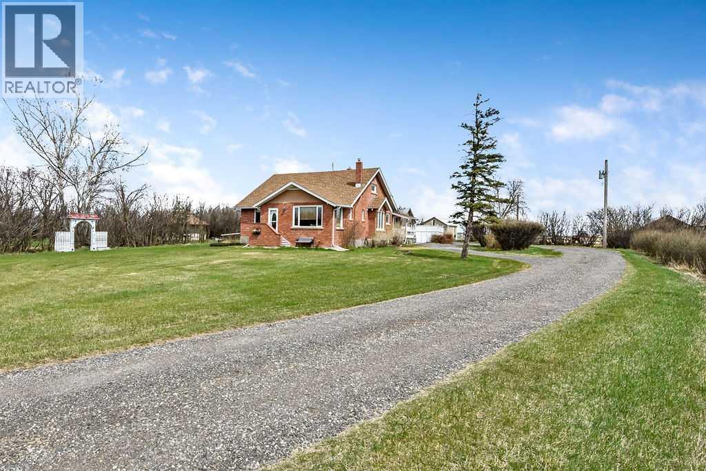 594238 104 Street E, Rural Foothills County, Alberta  T0L 0P0 - Photo 2 - A2307110