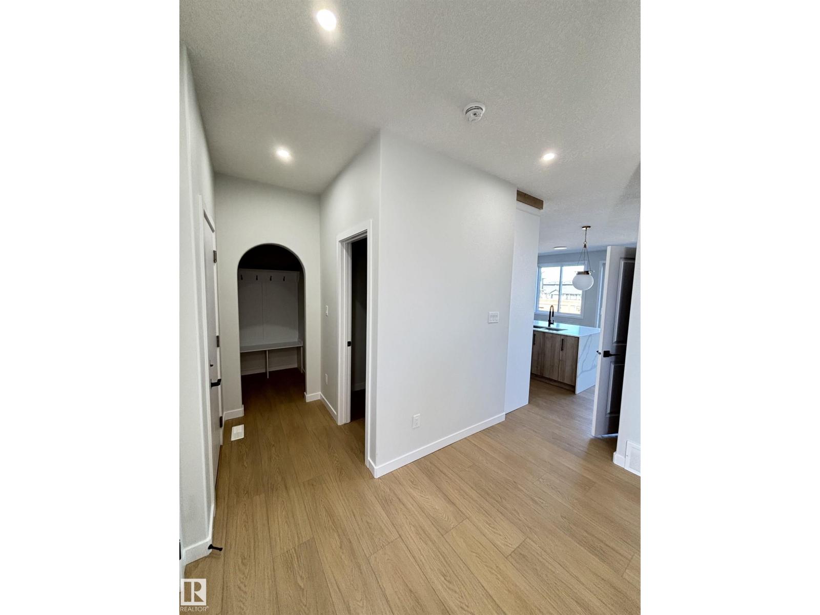 1623 Siskin Link Li Nw, Edmonton, Alberta  T5S 0V2 - Photo 3 - E4485458