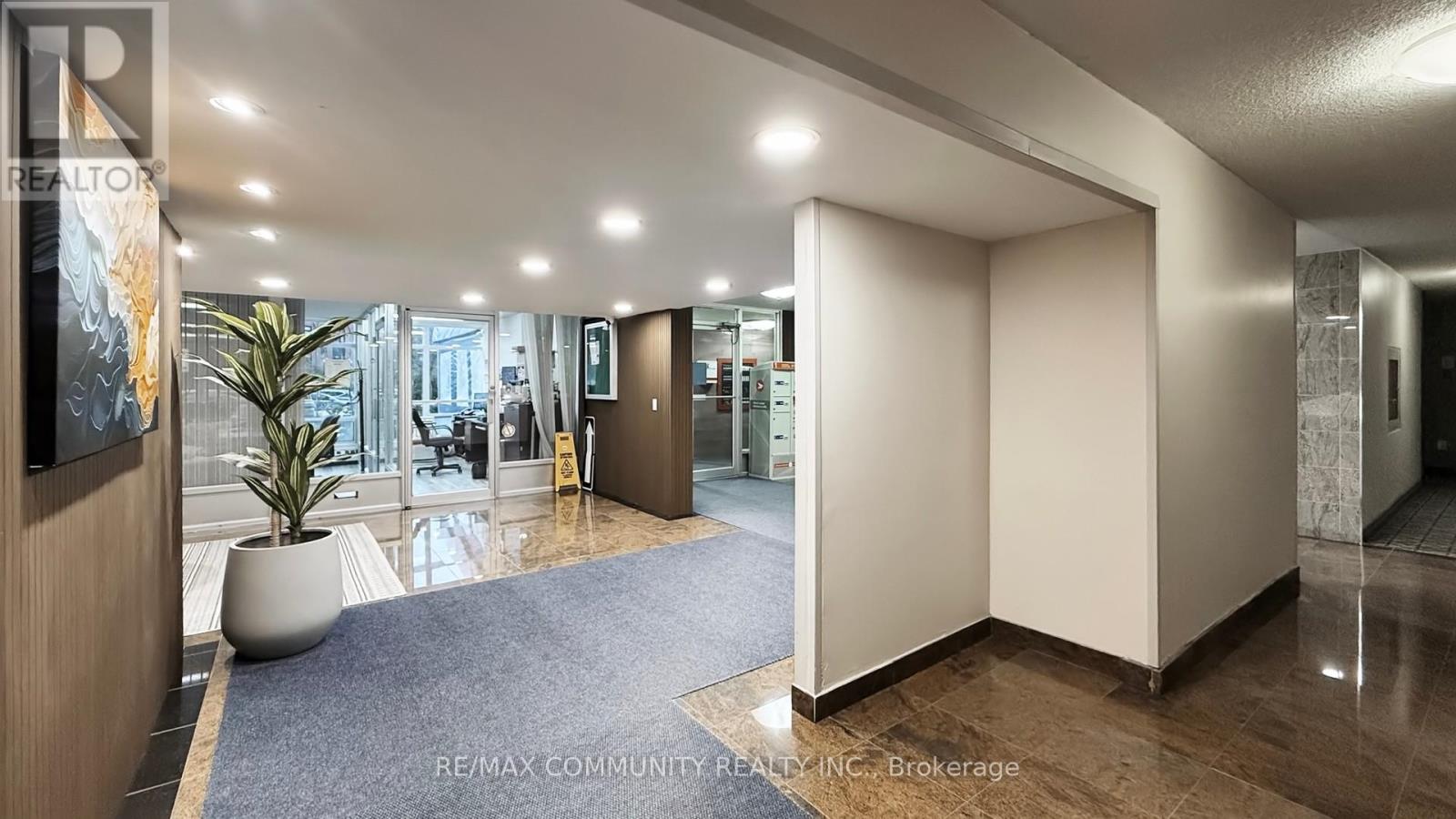 #1509 - 2050 Bridletowne Circle, Toronto, Ontario  M1W 2V5 - Photo 4 - E13074896