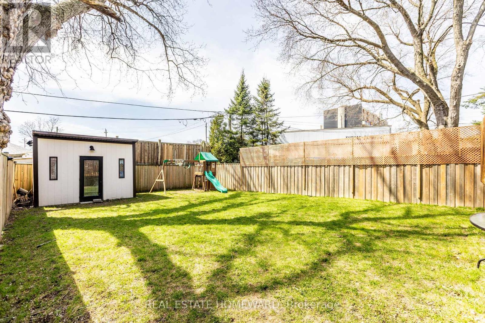 144 Gradwell Drive, Toronto, Ontario  M1M 2N2 - Photo 38 - E13074898
